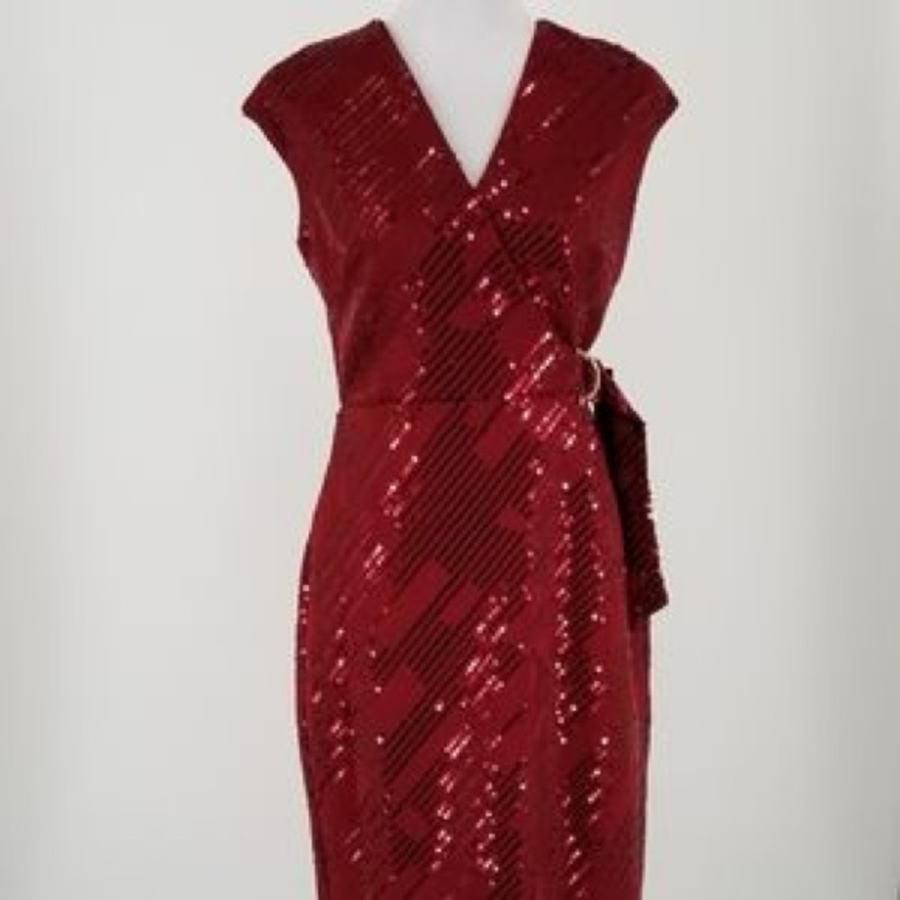 LUXOLOGY  Sequin body con cocktail dress with gold buckle- NWT